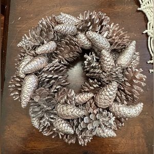Anthropologie 11.5” Diameter Metallic Wreath